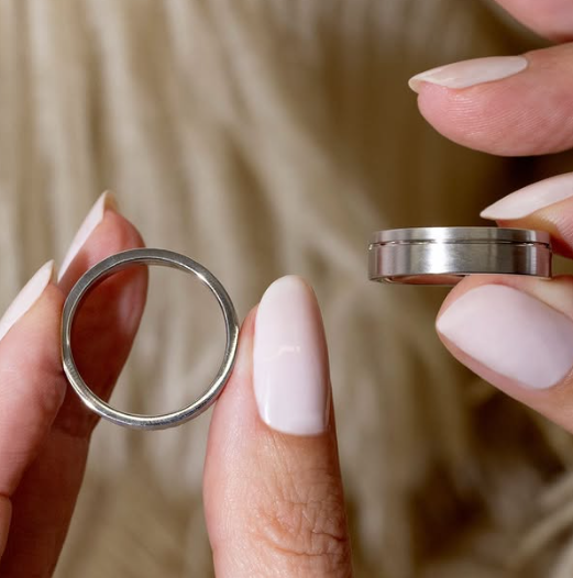 What Are the Best Wedding Bands for Men Who don't Wear Jewelry?