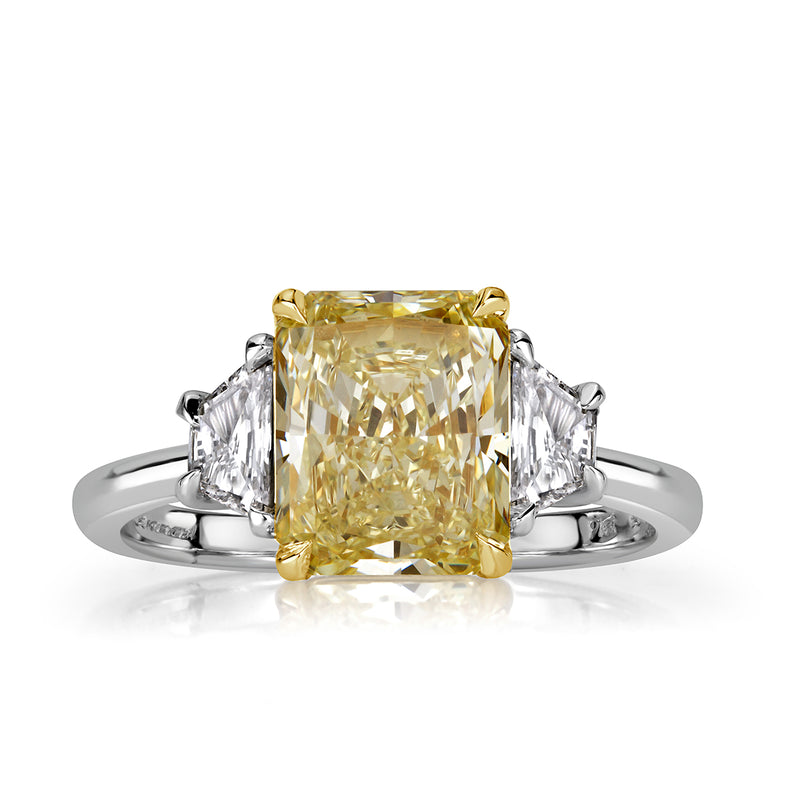 2.84ct Fancy Light Yellow Radiant Cut Diamond Engagement Ring